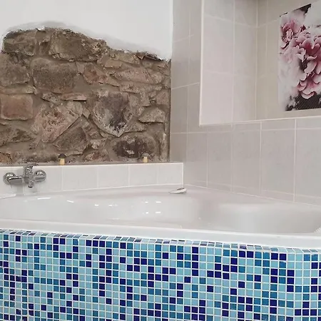 Dom wakacyjny Stadtb,burggleiberg,whirlpool,2xbad,3zimmernetflix Krofdorf-Gleiberg
